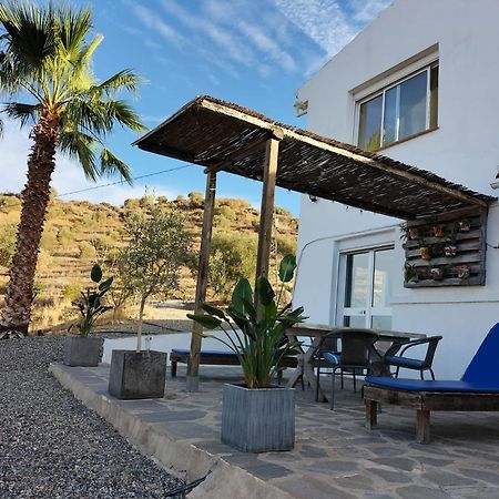 Bed and Breakfast Casa Ceratonia Эль-Чорро Экстерьер фото