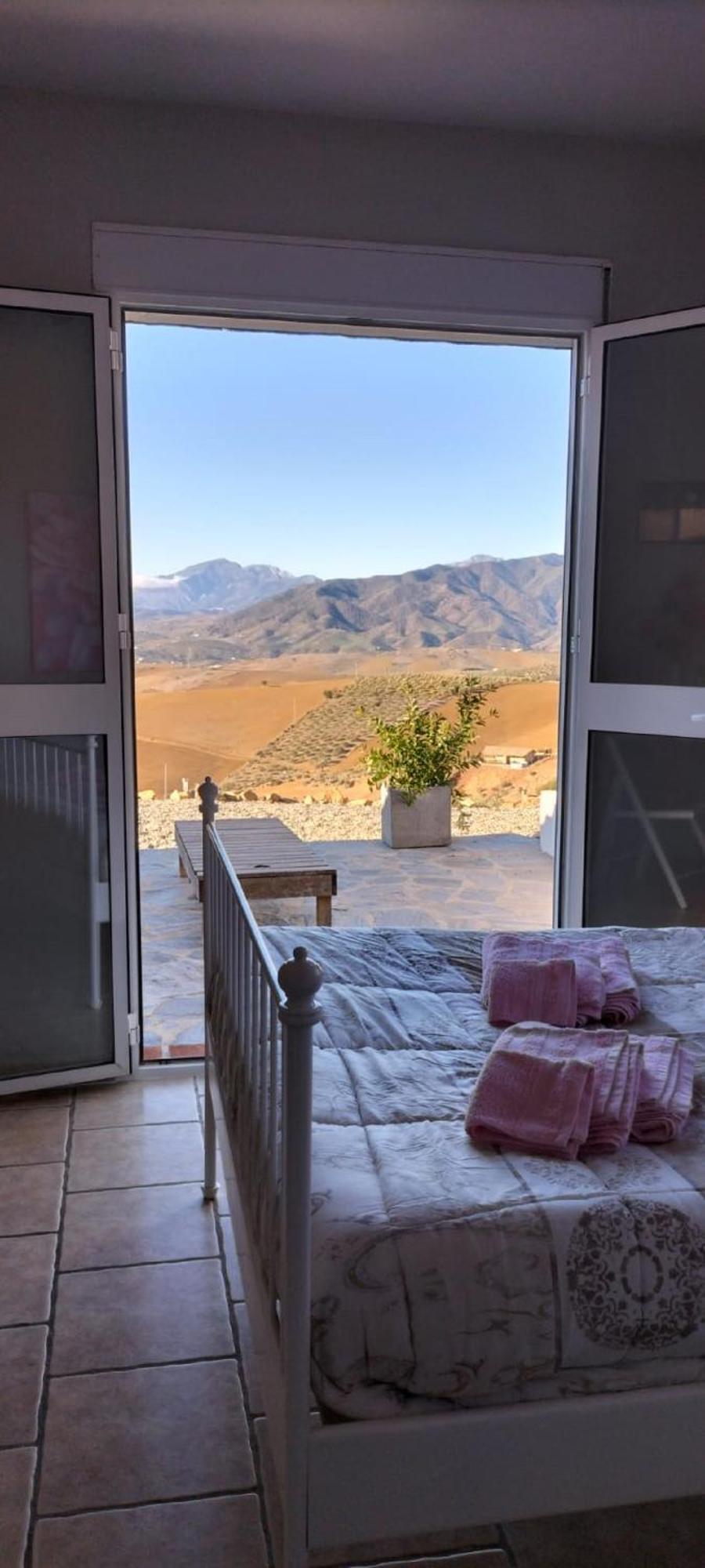 Bed and Breakfast Casa Ceratonia Эль-Чорро Экстерьер фото