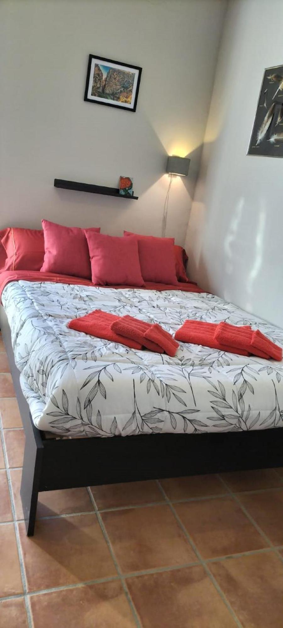 Bed and Breakfast Casa Ceratonia Эль-Чорро Экстерьер фото